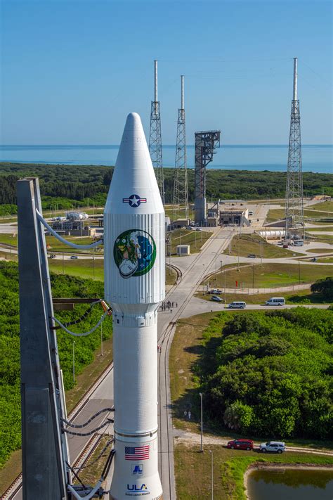 Photos Atlas 5 Rocket Moved To Launch Pad For Thursday Takeoff