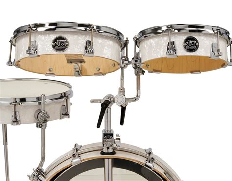 Drummerszone news - On Video: the new DW LowPro Travel Kit - with a Snom