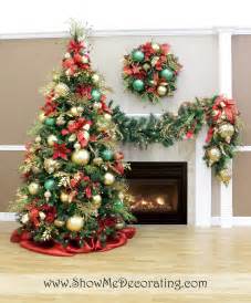 Knowing what the most popular christmas decorations are can help you decide how to decorate your own home. Show Me Decorating your largest Christmas decoration, the ...