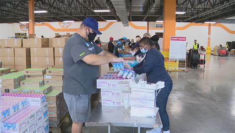 North Texas Food Bank To Hold Largest Distribution In Its History At