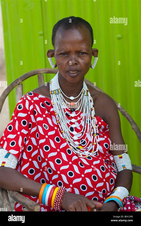 Maasai Woman Kenya Africa Stock Photo Alamy