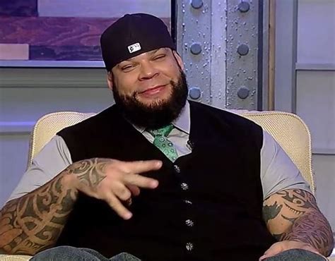 What Does Tyrus Hand Gesture That He Does On The Greg
