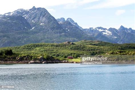 Peaks And Troughs Photos And Premium High Res Pictures Getty Images