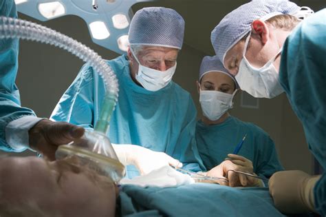 ganz hier in der nähe (nicht weit von hier). Schönheitschirurgie: Brustvergrößerung mit Eigenfett | deutsche-efqm.de
