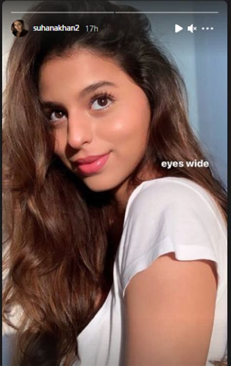 Suhana Khan Is Glowing In Latest Insta Pics With Her Eyes Wide Open And