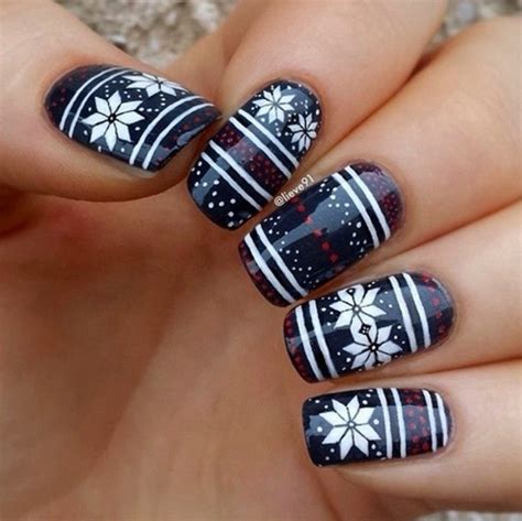 10 Inspiring Winter Nail Designs