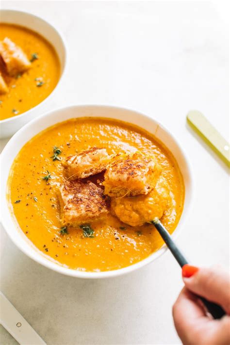 Spicy Pumpkin Soup Grilled Cheese Croutons The College Housewife