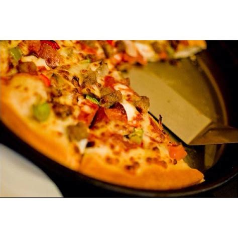Chegaram as vegan & veggie, agora sem desculpas! PIZZAAAAAAAAAAAAAA!!!!!!!!!!!!! | Pizza hut veggie pizza, Yummy food