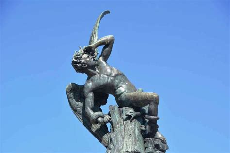 El Ngel Ca Do Del Retiro Un Monumento Dedicado Al Diablo En Madrid Religi N Cope