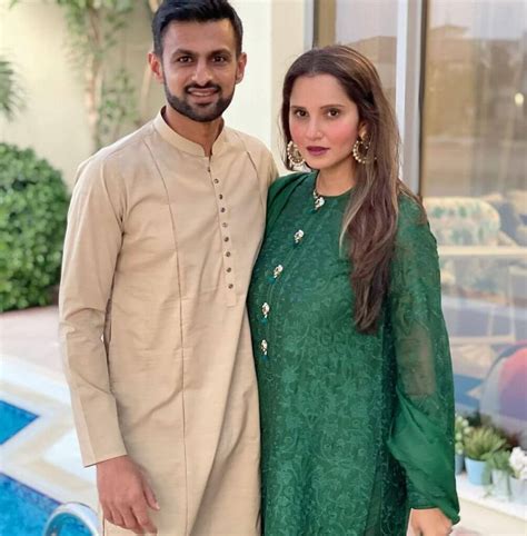Shoaib Malik Celebrates Eid With Wife Sania Mirza In Dubai Showbiz