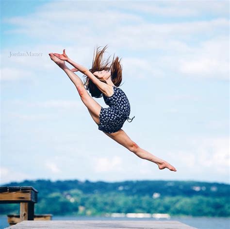 Pin By Yanxxkai On Elegance Anna Mcnulty Dance Photography Poses Gymnastics Poses