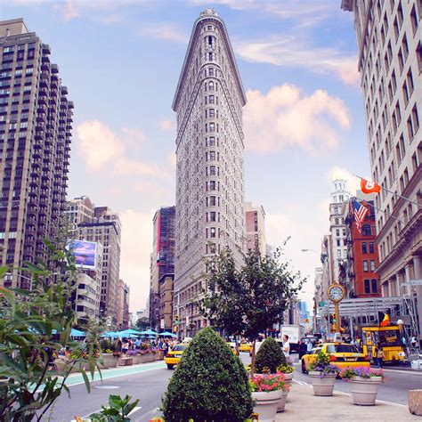 Flatiron Building In New York Ny