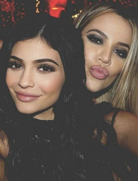 Pin By Anastasia On Kylie Kylie Jenner Khloe Kardashian Kylie Jenner Photoshoot Kardashian