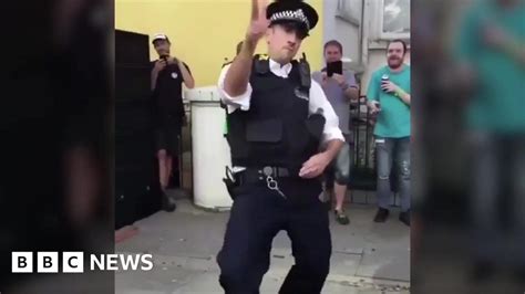 Dancing Police Officer At Notting Hill Carnival Goes Viral