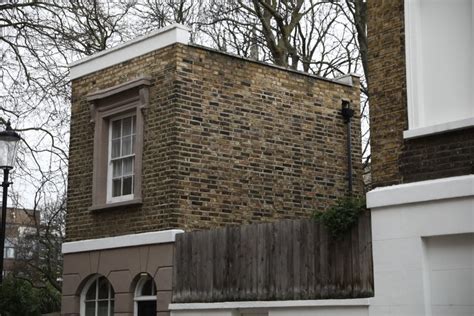 One Of Londons Smallest Homes On Sale For £600k In Chelsea London
