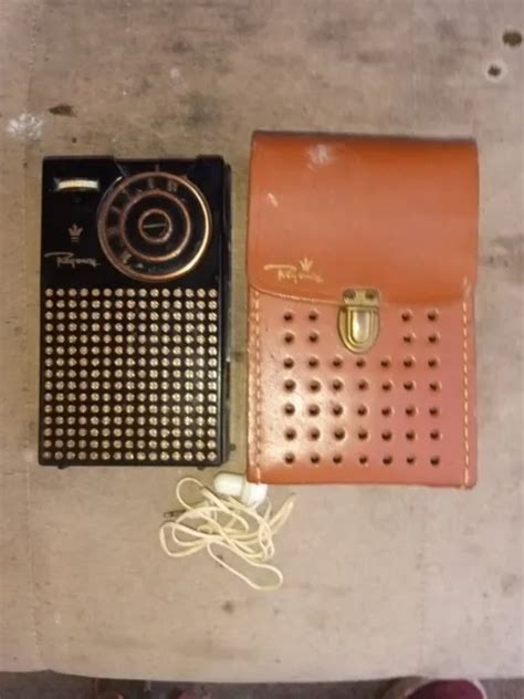 Vintage Regency Tr 1 G First Transistor Radio Wleather Case Untested