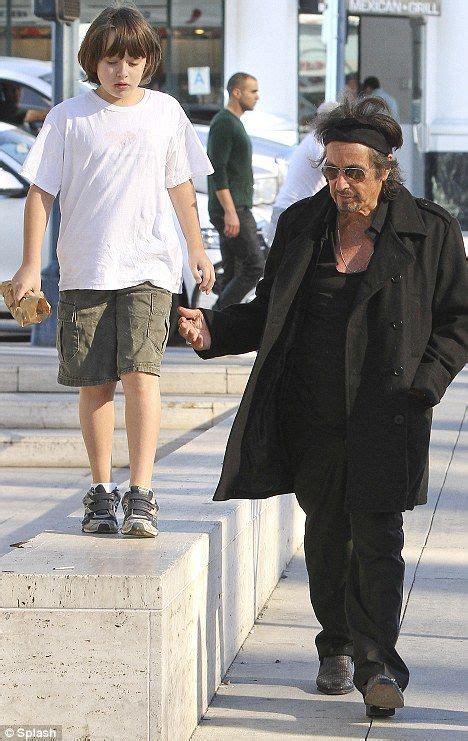 Al Pacino With His Son Anton Cine Al Pacino Cantantes
