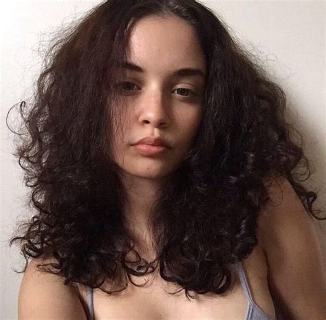 Singer Sabrina Claudio Beauty Hair Inspiration Natural Hair Styles
