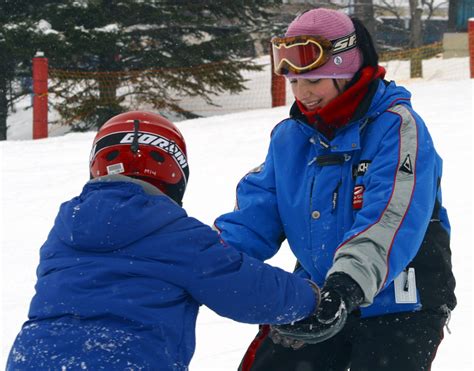 Ski And Snowboard Instructor Course Csia Level 1 In Canada Fernie Sporting Opportunities