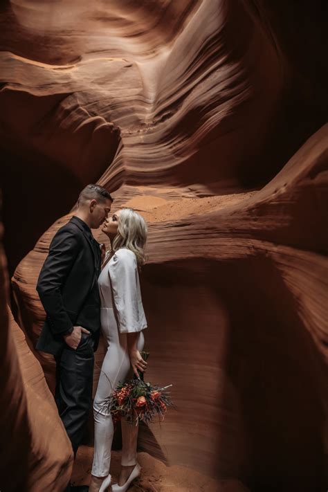 A Couples Sexy Canyon Photo Shoot Popsugar Love And Sex