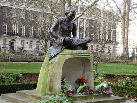 Uk London Bloomsbury Tavistock Square Gardens Stat Flickr