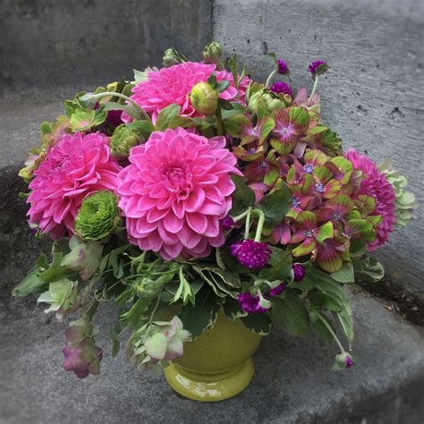 Maybe you would like to learn more about one of these? Desk or Coffee Table Florals in Seattle, WA | Fiori Floral ...