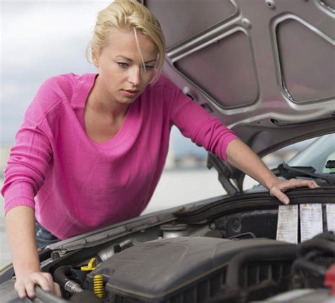 5 Simple Car Fixes Everyone Should Know How To Do Themselves Car Fix