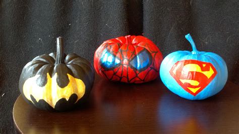 10 Ideas For Painting Mini Pumpkins