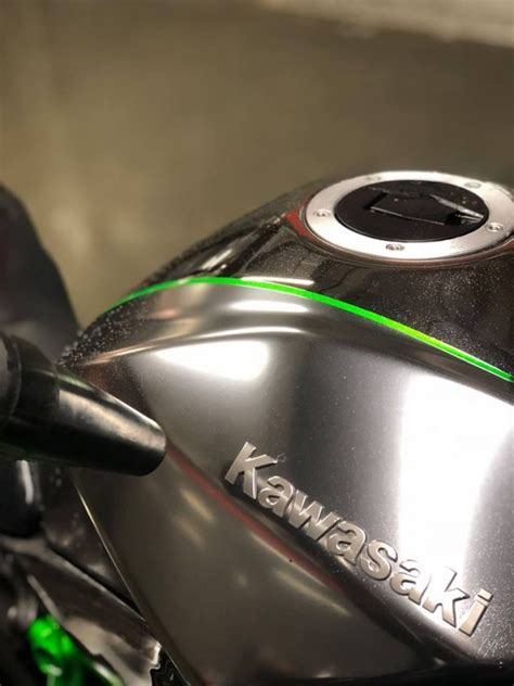News, offers and racing information. Kawasaki Ninja H2 Carbon Motorcycle Price in Pakistan 2020 ...