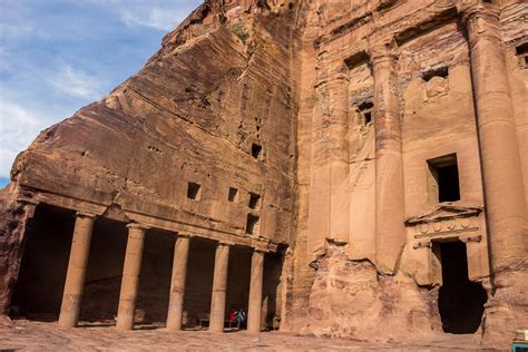 The Ultimate Guide To Lost City Of Petra In Jordan Eandt Abroad