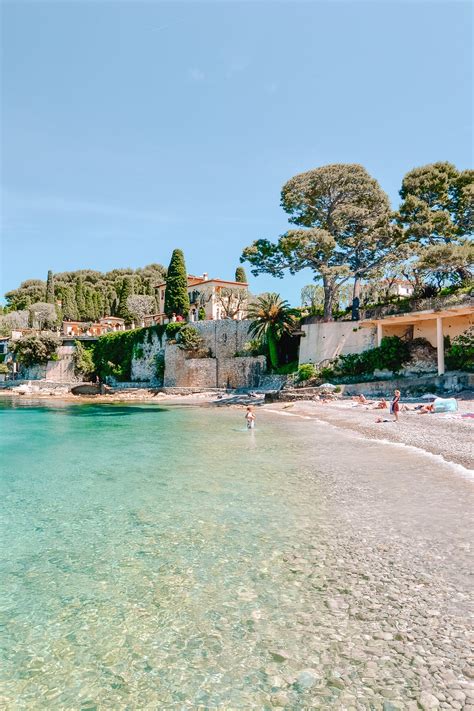 15 Best Beaches In The South Of France Away And Far Voyage Europe Paysage Voyage Copines