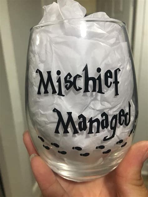 Mischief Managed Harry Potter Movie Inspired Stemless Wine Etsy Harry Potter Wine Glasses