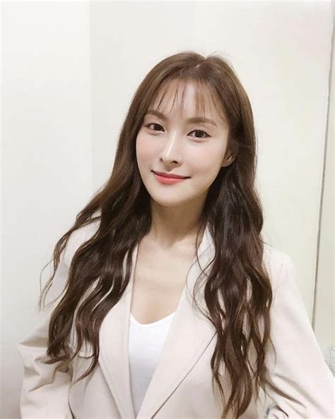 박규리 공식 트위터 팬페이지 입니다! '카라' 출신 박규리, 확진자 다녀간 날 이태원 클럽 방문 인정 ...