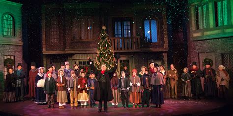 Christmas In October Meadow Brook Theatre Prepares For Annual Show The Oakland Post