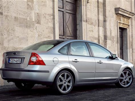 Car In Pictures Car Photo Gallery Ford Focus Sedan 2005 Photo 02