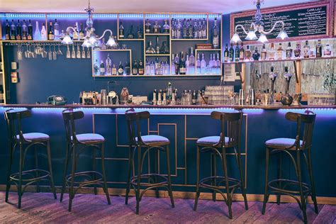 100 Best Bars In Paris To Drink At Right Now