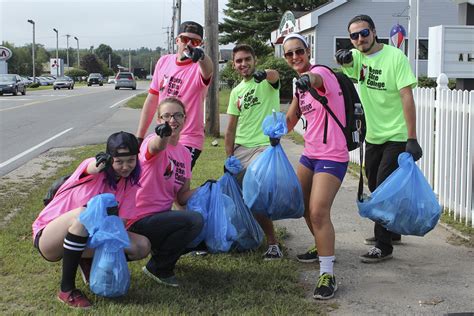 2015 New Student Community Service Day · Image Galleries · Keene State ...