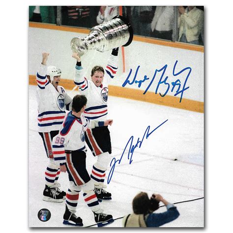 Wayne Gretzky Mark Messier 8 X 10 Framed Hockey Rivalry Photo With