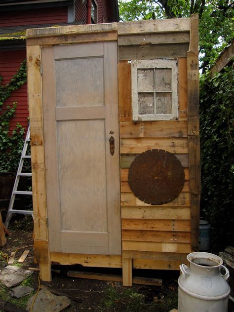 Outdoor Shower Made Of Pallets Cozy Cabin Outhouse Decor