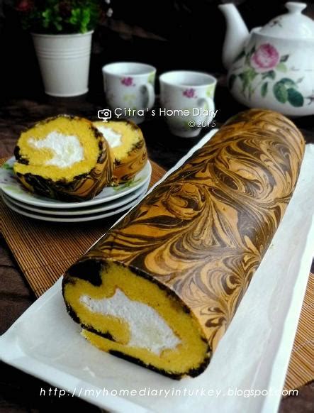 Jelly cake (1852), roll jelly cake (1860), swiss roll (1872). Citra's Home Diary: Bolu Gulung Keju / Swiss Roll with ...