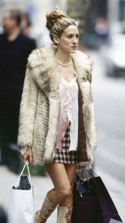 these are carrie bradshaw s most pinned outfits harper s bazaar arabia