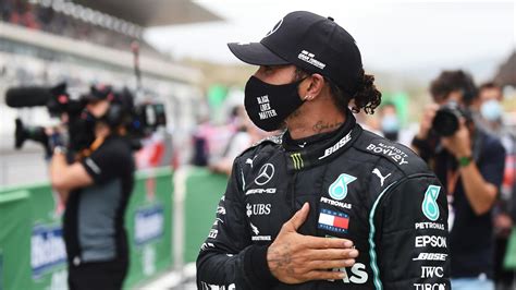 Hamilton attracted controversy at the last. Lewis Hamilton remporte le GP d'Imola et envoi Mercedes au ...