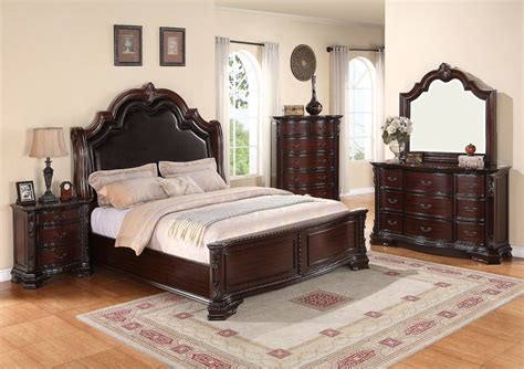 Traditional Design Uphlostered Headboard King Size Bedroom 4pcs Bed