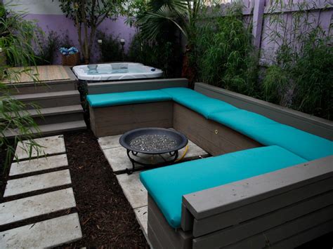 Now you are ready to replace the hot tub's temporary frame with a permanent frame (image 3). 50 Gorgeous Decks and Patios With Hot Tubs - Interior ...