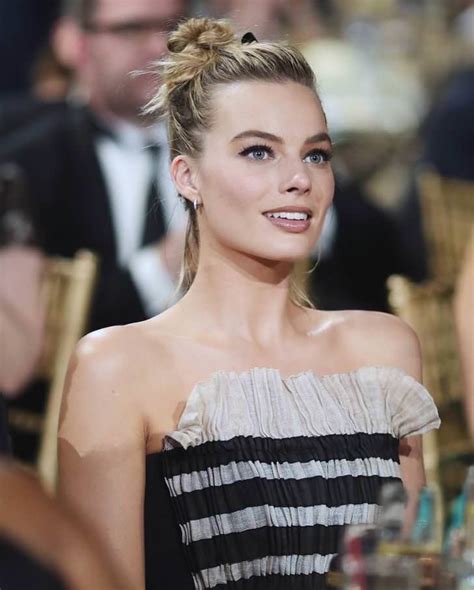 Aft Joip Margot Robbie Image Chest Free Image Hosting And Sharing Made Easy