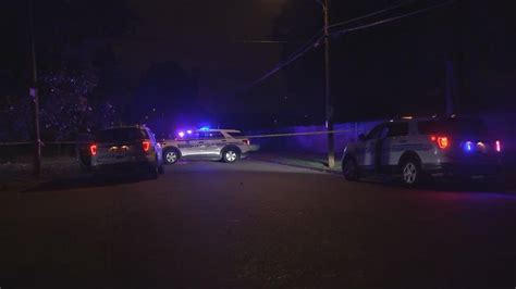 Cmpd Detectives Investigating Homicide In West Charlotte