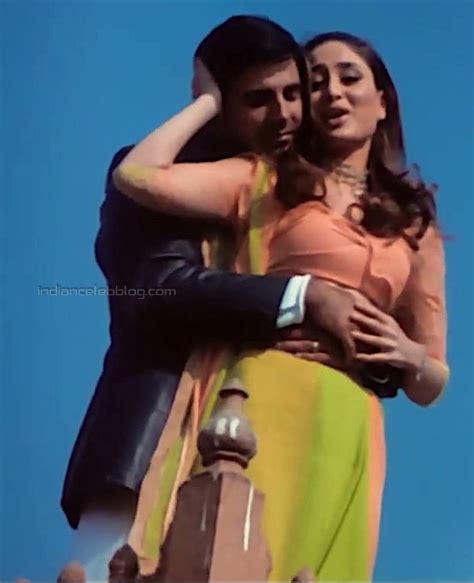 Kareena Kapoor Talaash Movie 11 Hot Romance Saree Hd Caps