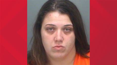 Pinellas Detention Deputy Drives SUV Into Pond Charged With DUI Wtsp Com
