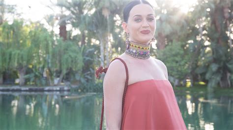 katy perry wears nude swimsuit to the beach teen vogue
