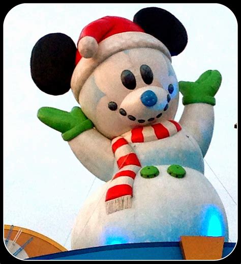 Disney Tidbits Mickey Snowman Christmas Trips Christmas Travel